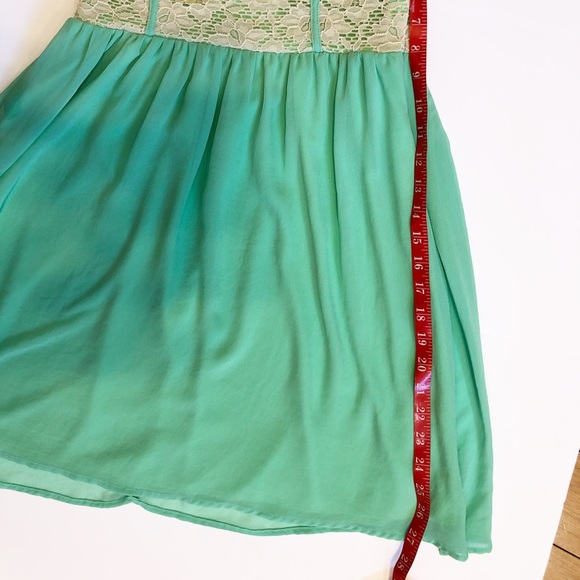 Francesca’s Button’s strapless lace dress/top - Picture 8 of 8